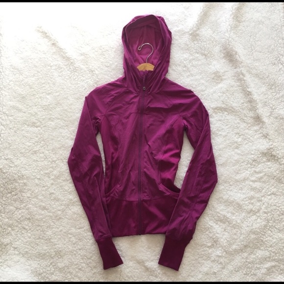 Lululemon in Flux reversible jacket - Picture 3 of 3